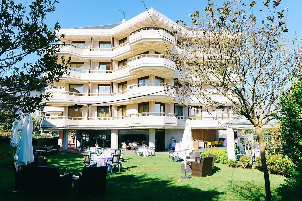 Gran Hotel Victoria Santander 4*,